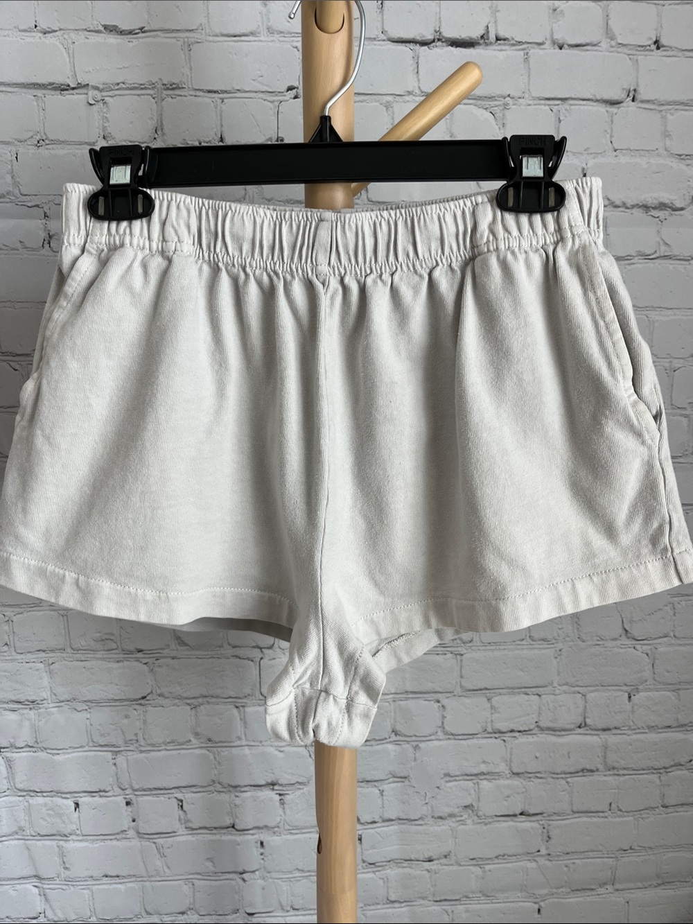 American Eagle Women's Light Gray/Off White Elastic-Waist Shorts